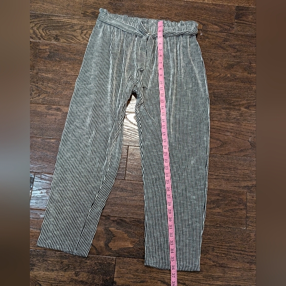 Caution to the Wind Pants Soft and Stretchy Vertical Stripes Black and White - Picture 6 of 6